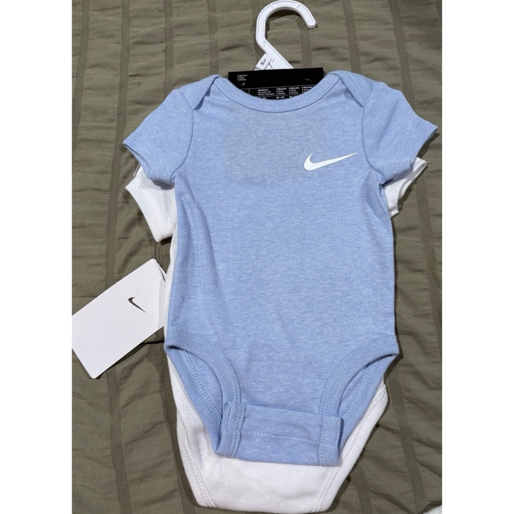 2 Nike Baby Onesie 3M